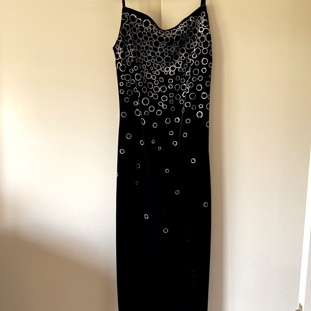 Long black dress backless
